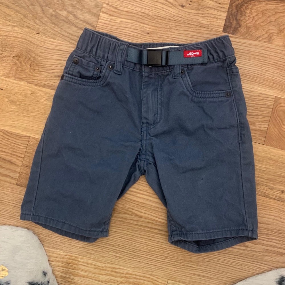BOYS Levi denim shorts